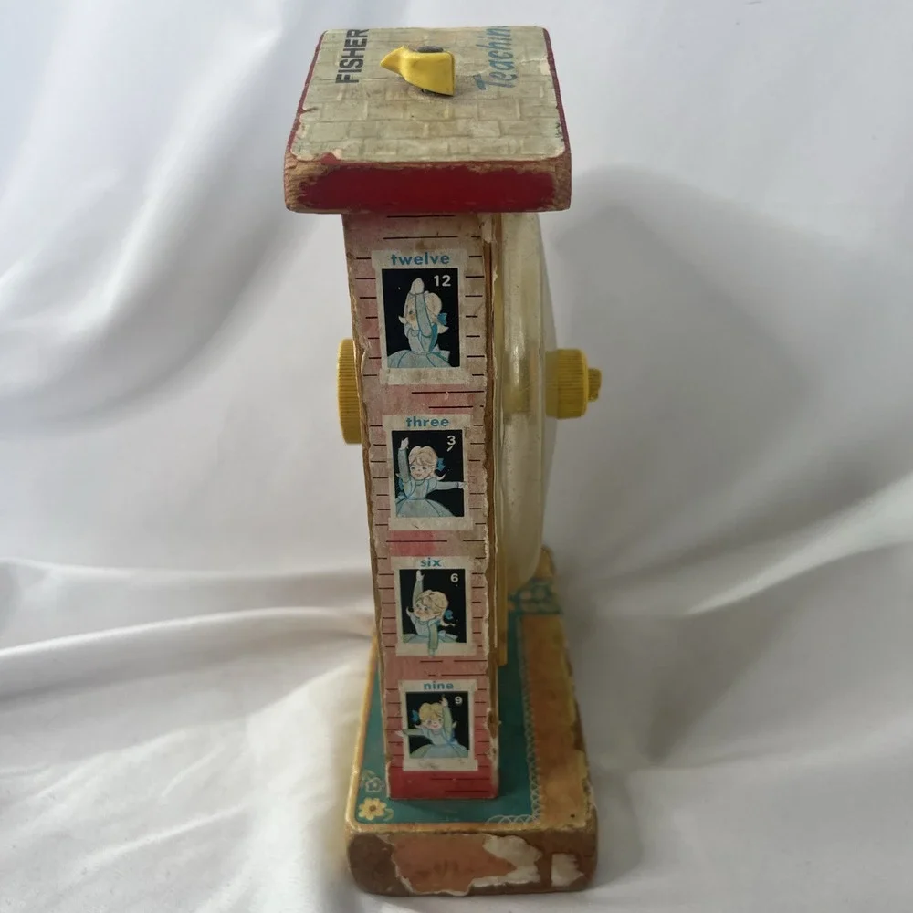 1968 Fisher Price Music Box Teaching Clock 998 School Toy Vintage‎ WORKS FAIR